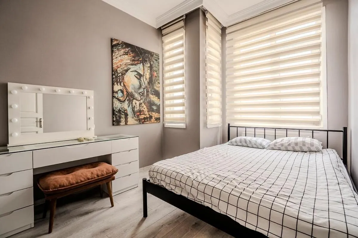 アパート イスタンブールGalata View 2Br W Terraceアパートメント トルコ