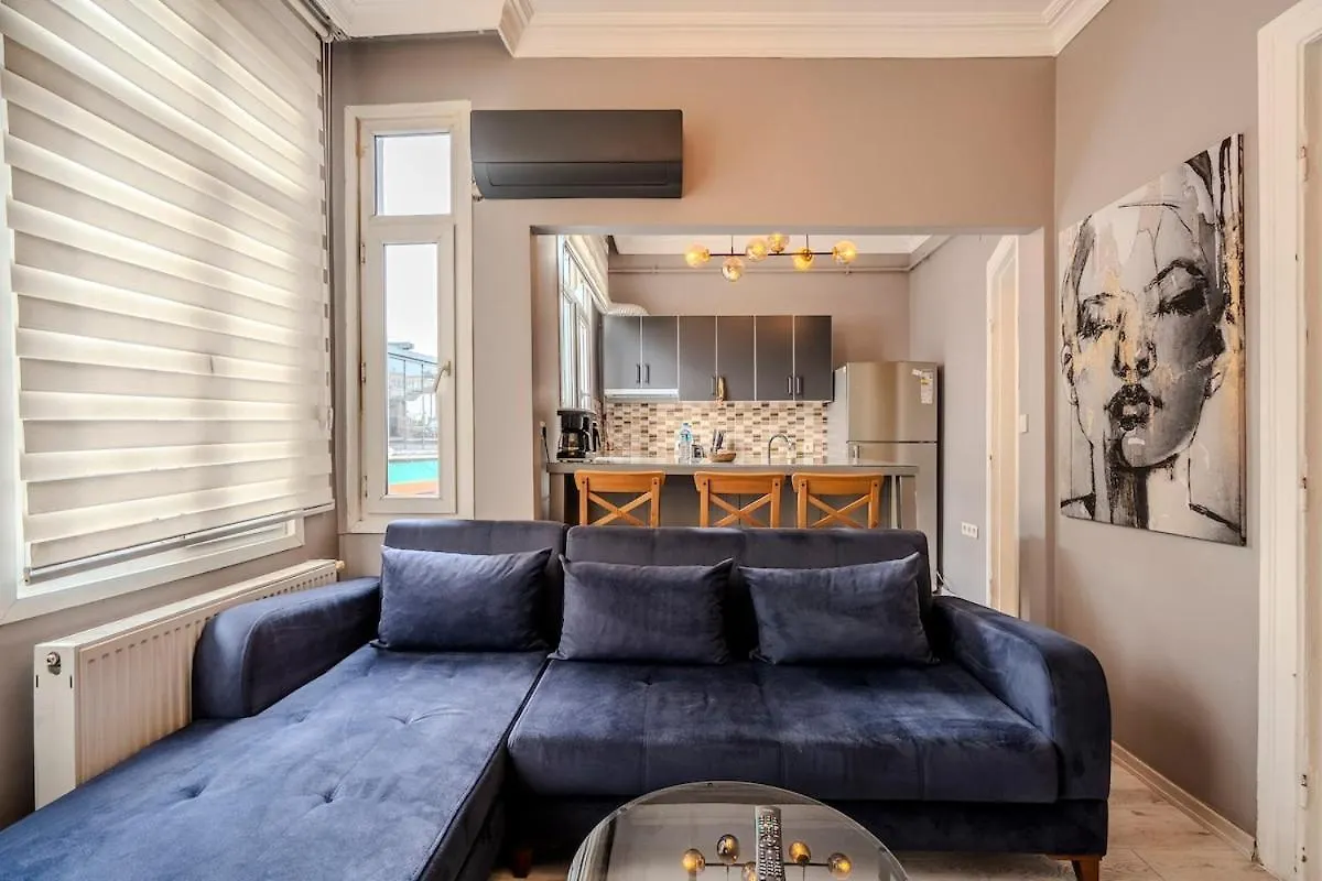 アパート イスタンブールGalata View 2Br W Terraceアパートメント トルコ